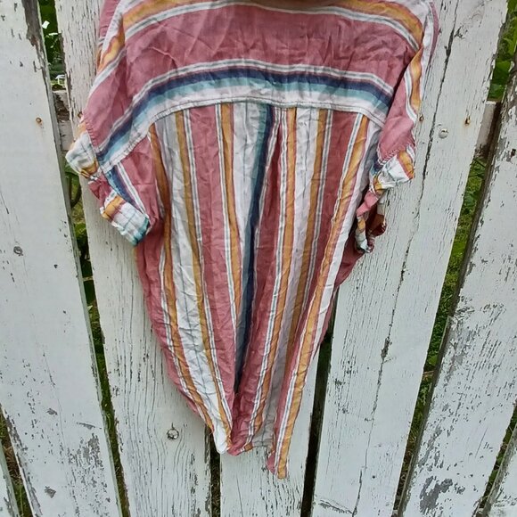 American Eagle striped summer button-up top - Picture 3 of 7